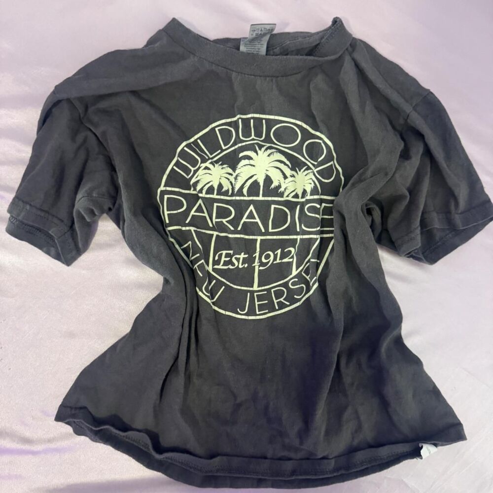 Gildan Women's Grey and Khaki T-shirt